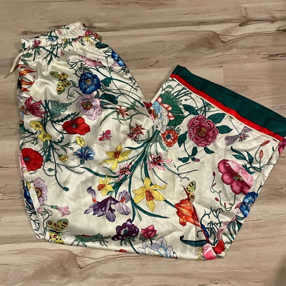 Dalia MacPhee White Field Poppy Satin Pajama Set Size Large Long Sleeve - Picture 4 of 9